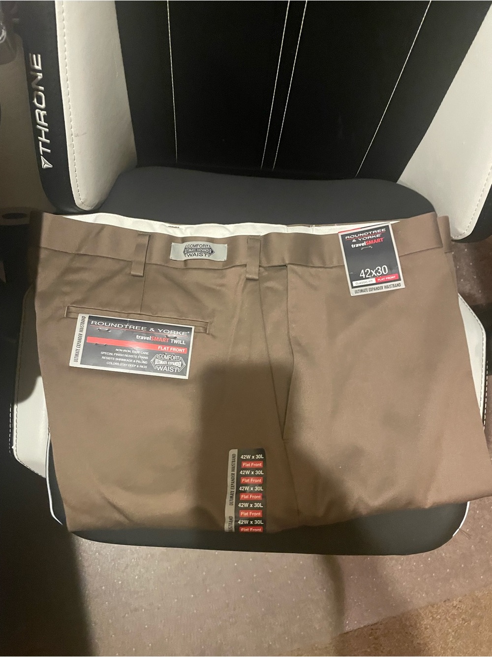 Roundtree & Yorke Men's Flat Front Chinos - Khaki Brown